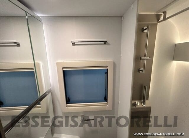 ADRIA ALPINA 663 PT CARAVAN 7 POSTI VETRORESINA ALDE pieno