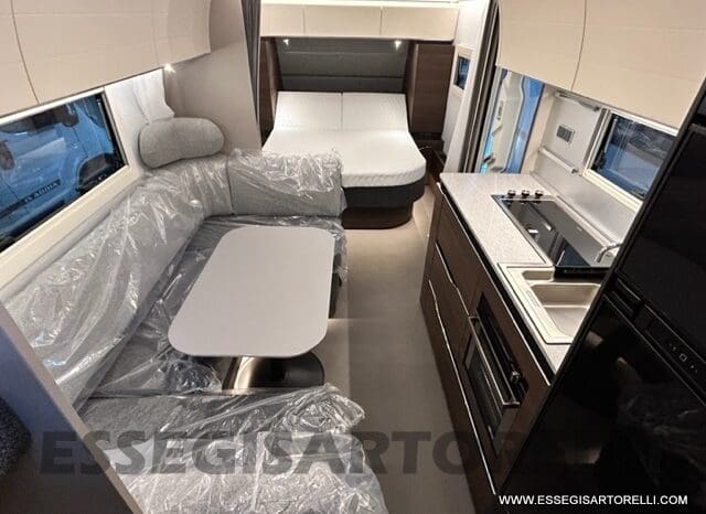 ADRIA ALPINA 663 PT CARAVAN 7 POSTI VETRORESINA ALDE pieno