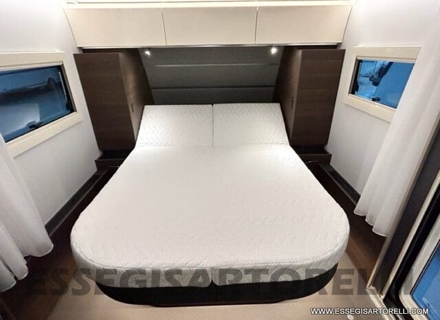 ADRIA ALPINA 663 PT CARAVAN 7 POSTI VETRORESINA ALDE pieno