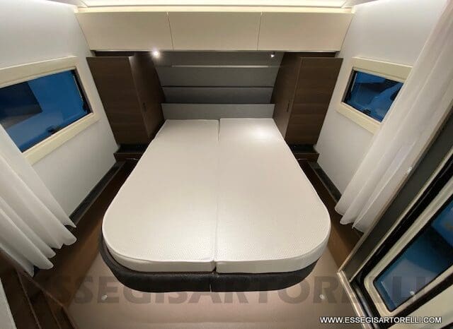 ADRIA ALPINA 663 PT CARAVAN 7 POSTI VETRORESINA ALDE pieno