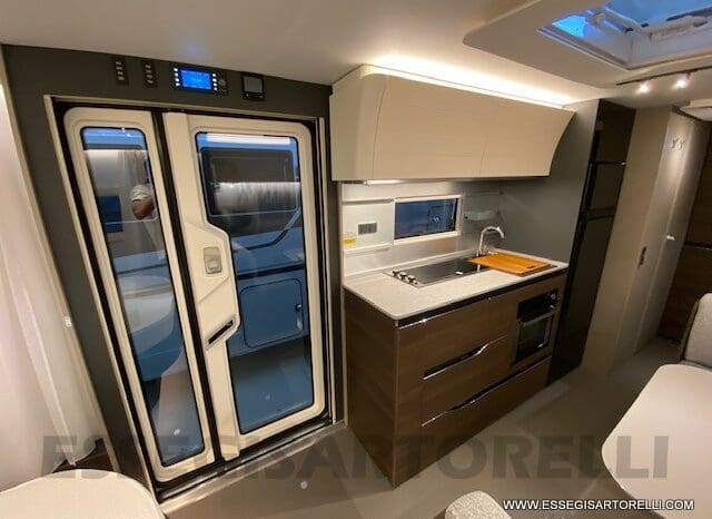 ADRIA ALPINA 663 PT CARAVAN 7 POSTI VETRORESINA ALDE pieno