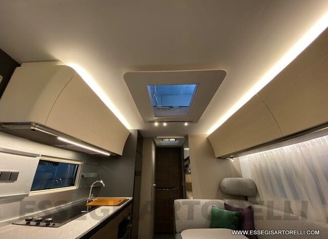 ADRIA ALPINA 663 PT CARAVAN 7 POSTI VETRORESINA ALDE pieno