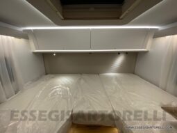 ADRIA SONIC PLUS 700 DL GARAGE 140 cv letti gemelli GAMMA 2024 FACE TO FACE AUTOMATICO pieno