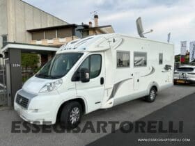 LAIKA X 718 R SEMINTEGRALE BASCULANTE 3.000 160 CV POWER FULL 2010