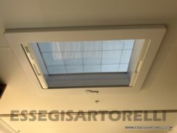 NOLEGGIO SEMINTEGRALE GARAGE E BASCULANTE 6 LETTO 5 VIAGGIO 726 cm pieno