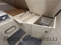 CHAUSSON TITANIUM 627 GARAGE AUTOMATICO FULL GARAGE GAMMA 2024 5 POSTI VIAGGIO 170 CV POWER pieno