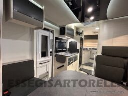 CHAUSSON TITANIUM 627 GARAGE AUTOMATICO FULL GARAGE GAMMA 2024 5 POSTI VIAGGIO 170 CV POWER pieno