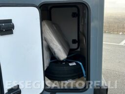 SEMINTEGRALE GARAGE COMPATTO 624 CM NOLEGGIO pieno