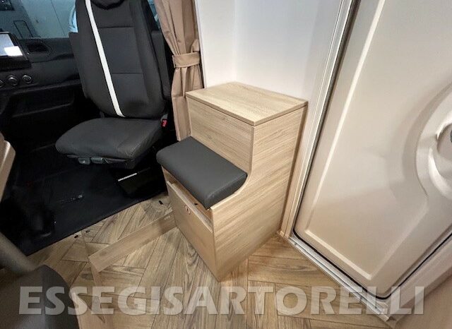 NOLEGGIO SEMINTEGRALE GARAGE COMPATTO 624 cm pieno