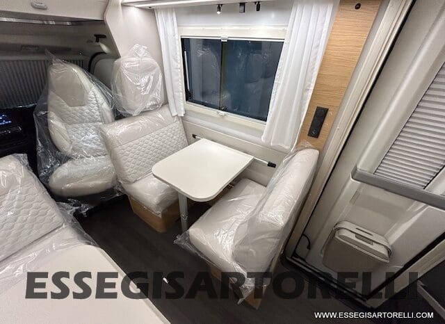 ADRIA NEW CORAL XL A 650 DK 7 POSTI GAMMA 2024 FIAT pieno