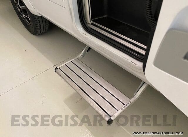 ADRIA NEW SUNLIVING A 75 DP GARAGE 6 POSTI OMOLOGATI TRUMA DIESEL pieno