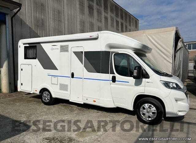 ADRIA SUNLIVING S 70 SP MAXI GARAGE 5 POSTI crossover 699 cm 2021 BASCULANTE pieno