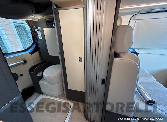 CAMPER PURO WESTFALIA KELSEY 02/2024 FULL AUTOMATICO POWER GANCIO POPUP LITHIO pieno