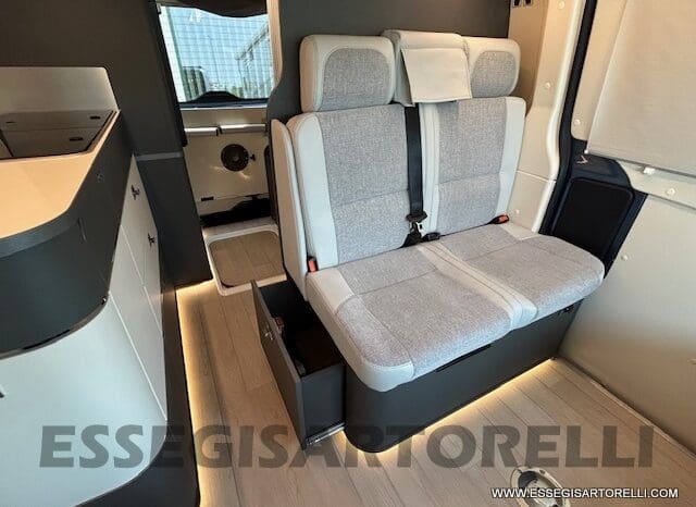 CAMPER PURO WESTFALIA KELSEY 02/2024 FULL AUTOMATICO POWER GANCIO POPUP LITHIO pieno