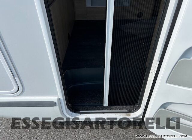 CHAUSSON FIRST LINE C 656 DOPPIA DINETTE 7 POSTI OMOLOGATI 2024 GARAGE pieno