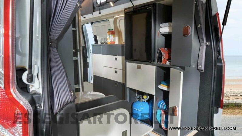 CAMPER PURO WESTFALIA KELSEY 02/2024 FULL AUTOMATICO POWER GANCIO POPUP LITHIO pieno