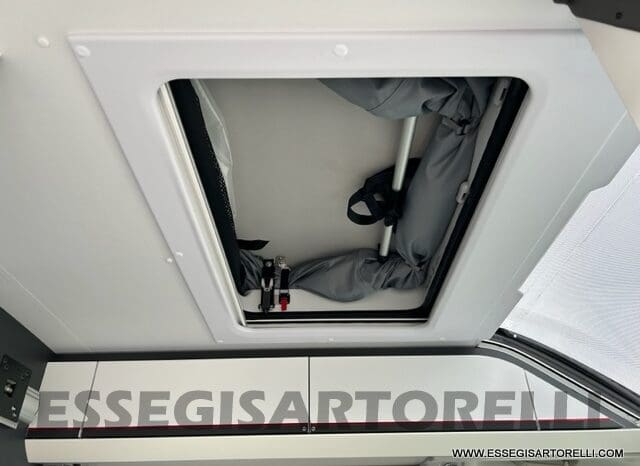 ADRIA NEW TWIN SPORTS 640 SGX SUPREME 35H 140 cv tetto sollevabile webasto skyroof GAMMA 2024 pieno