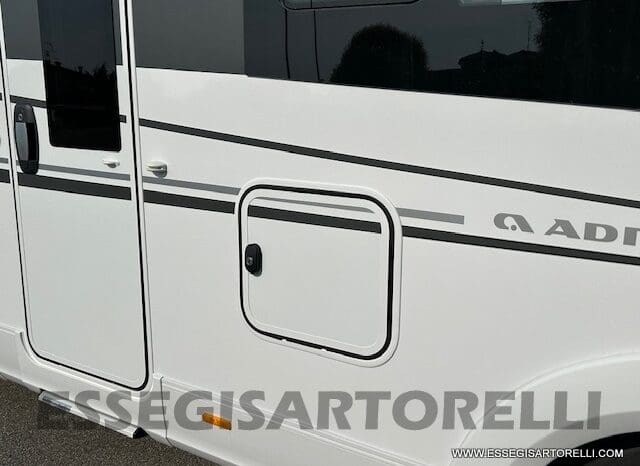 ADRIA SONIC PLUS 600 SL GARAGE 140 cv letti gemelli GAMMA 2024 AUTOMATICO pieno