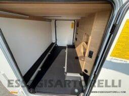 ADRIA SONIC PLUS 600 SL GARAGE 140 cv letti gemelli GAMMA 2024 AUTOMATICO pieno