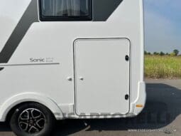 ADRIA SONIC PLUS 600 SL GARAGE 140 cv letti gemelli GAMMA 2024 AUTOMATICO pieno