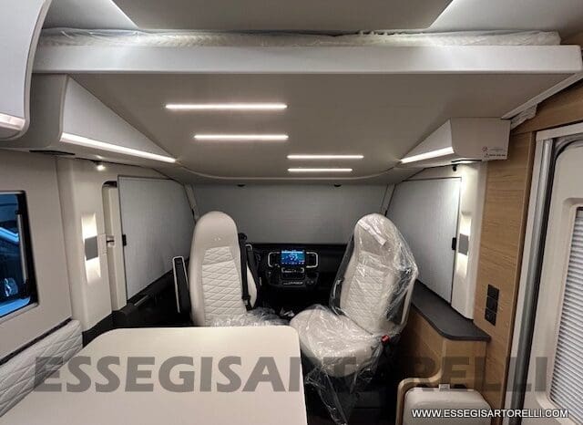 ADRIA SONIC PLUS 600 SL GARAGE 140 cv letti gemelli GAMMA 2024 AUTOMATICO pieno