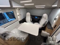 ADRIA SONIC PLUS 600 SL GARAGE 140 cv letti gemelli GAMMA 2024 AUTOMATICO pieno