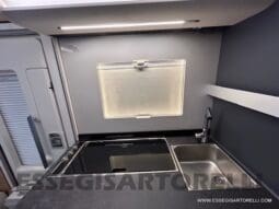 ADRIA SONIC PLUS 600 SL GARAGE 140 cv letti gemelli GAMMA 2024 AUTOMATICO pieno