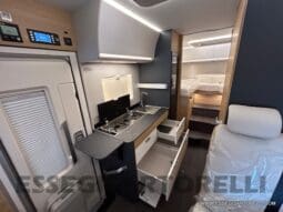 ADRIA SONIC PLUS 600 SL GARAGE 140 cv letti gemelli GAMMA 2024 AUTOMATICO pieno