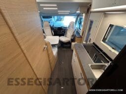 ADRIA SONIC PLUS 600 SL GARAGE 140 cv letti gemelli GAMMA 2024 AUTOMATICO pieno