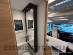 ADRIA SONIC PLUS 600 SL GARAGE 140 cv letti gemelli GAMMA 2024 AUTOMATICO pieno