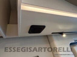 ADRIA SONIC PLUS 600 SL GARAGE 140 cv letti gemelli GAMMA 2024 AUTOMATICO pieno