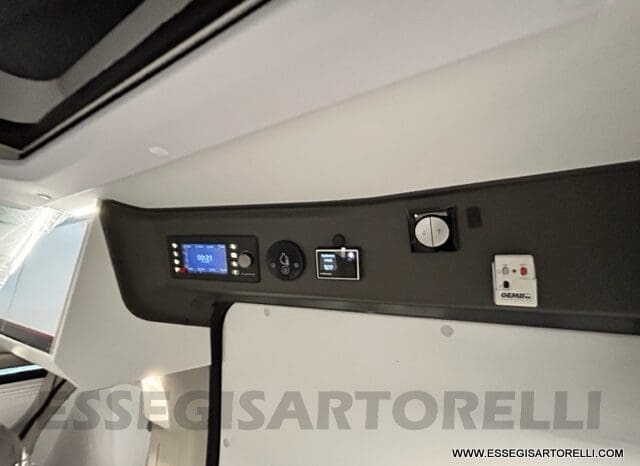 ADRIA NEW TWIN SPORTS 640 SGX SUPREME 35H 140 cv tetto sollevabile webasto skyroof GAMMA 2024 pieno