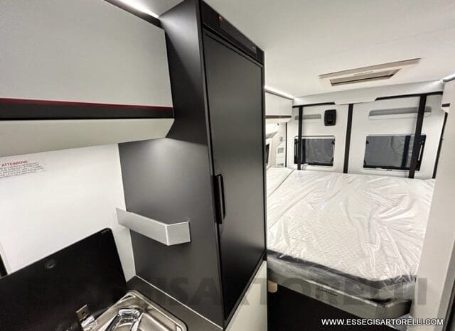 ADRIA NEW TWIN SPORTS 640 SGX SUPREME 35H 140 cv tetto sollevabile webasto skyroof GAMMA 2024 pieno