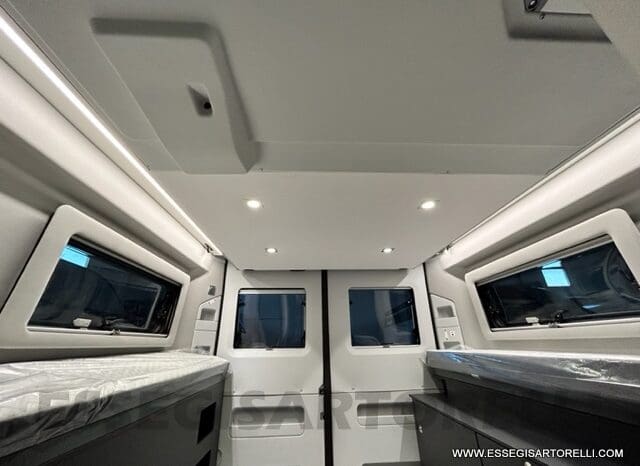 ADRIA NEW TWIN SPORTS 640 SGX SUPREME 35H 140 cv tetto sollevabile webasto skyroof GAMMA 2024 pieno