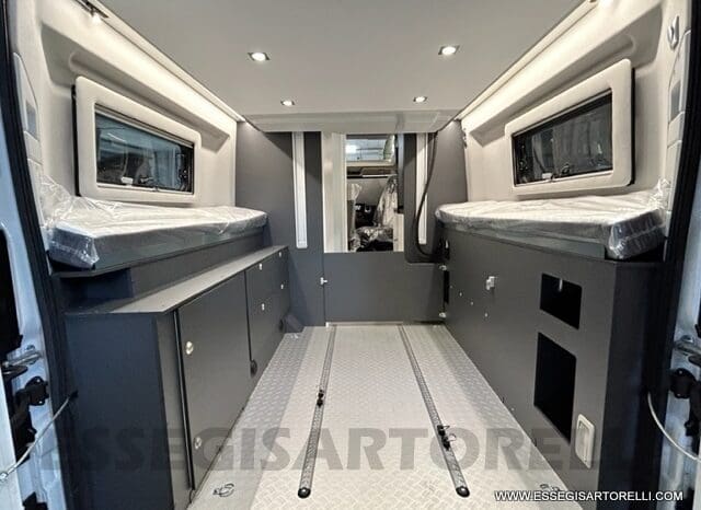 ADRIA NEW TWIN SPORTS 640 SGX SUPREME 35H 140 cv tetto sollevabile webasto skyroof GAMMA 2024 pieno