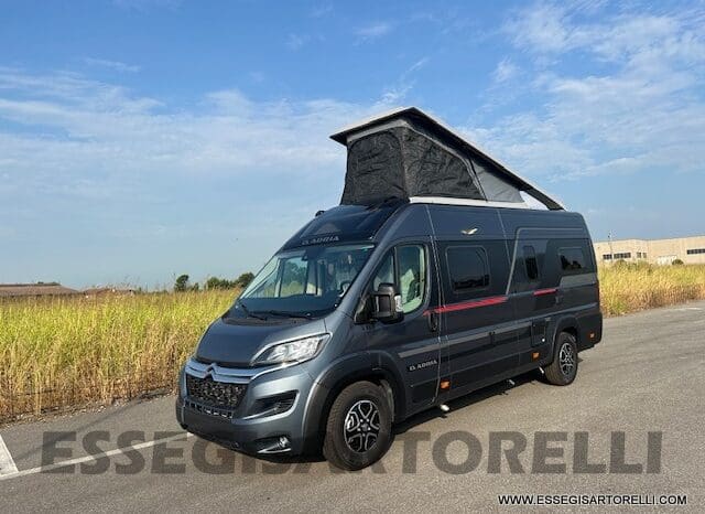 ADRIA NEW TWIN SPORTS 640 SGX SUPREME 35H 140 cv tetto sollevabile webasto skyroof GAMMA 2024 pieno