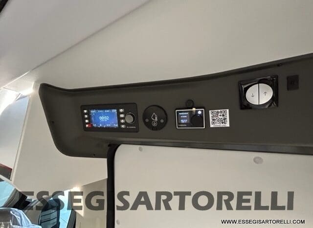 ADRIA NEW TWIN SPORTS 640 SGX SUPREME 35H 140 cv tetto sollevabile webasto skyroof GAMMA 2024 FIAT pieno