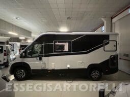 CHAUSSON NEW X 650 GAMMA 2024 636 CM GARAGE x 210 cm pieno