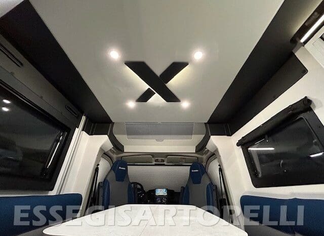 CHAUSSON NEW X 650 GAMMA 2024 636 CM GARAGE x 210 cm pieno