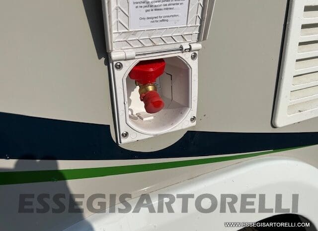 PROMO KM ZERO CHAUSSON 650 GAMMA 2024 BASCULANTE GARAGE 636 CM pieno