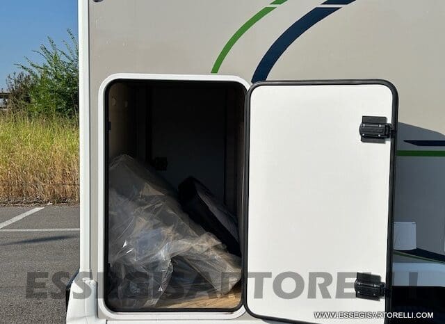 PROMO KM ZERO CHAUSSON 650 GAMMA 2024 BASCULANTE GARAGE 636 CM pieno