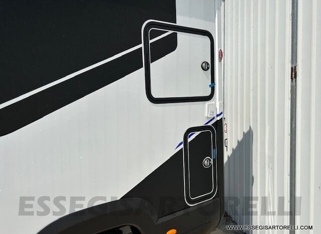 CHAUSSON NEW X 650 GAMMA 2024 636 CM GARAGE x 210 cm pieno