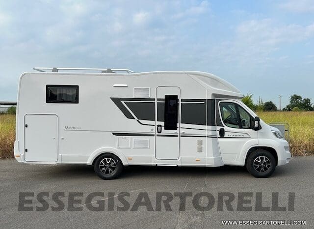 ADRIA NEW MATRIX AXESS M 670 SL 2024 BASCULANTE, GARAGE, GEMELLI pieno