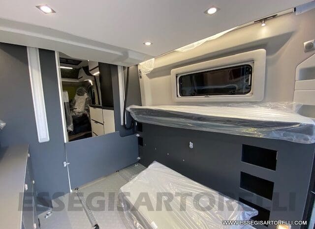 ADRIA NEW TWIN SPORTS 640 SGX SUPREME 35H 140 cv tetto sollevabile webasto skyroof GAMMA 2024 FIAT pieno