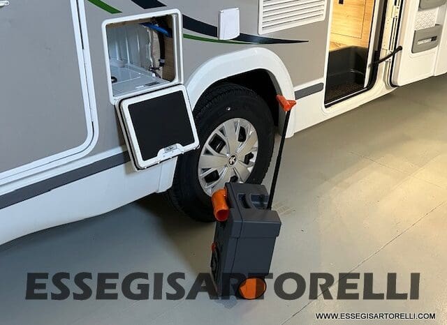 PROMO KM ZERO CHAUSSON 650 GAMMA 2024 BASCULANTE GARAGE 636 CM pieno