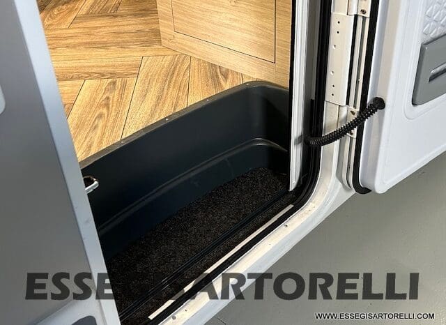 PROMO KM ZERO CHAUSSON 650 GAMMA 2024 BASCULANTE GARAGE 636 CM pieno