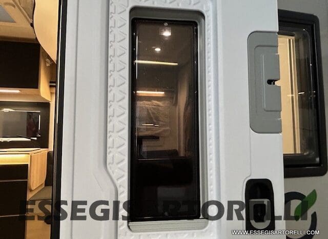 PROMO KM ZERO CHAUSSON 650 GAMMA 2024 BASCULANTE GARAGE 636 CM pieno