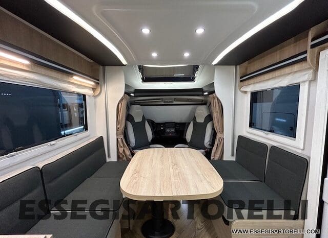 PROMO KM ZERO CHAUSSON 650 GAMMA 2024 BASCULANTE GARAGE 636 CM pieno