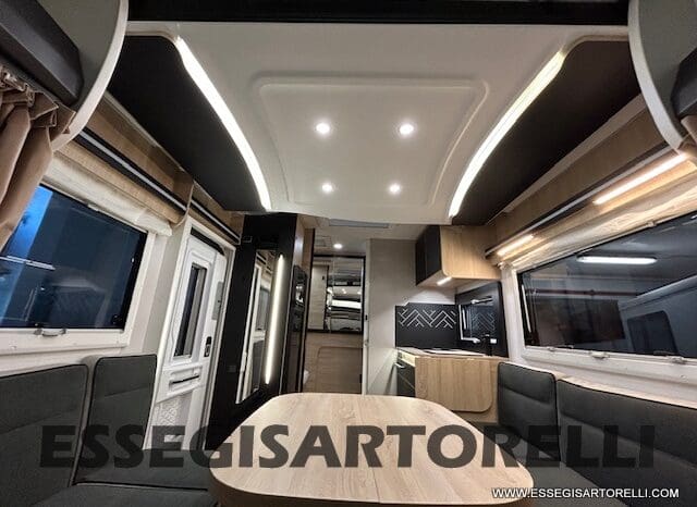 PROMO KM ZERO CHAUSSON 650 GAMMA 2024 BASCULANTE GARAGE 636 CM pieno