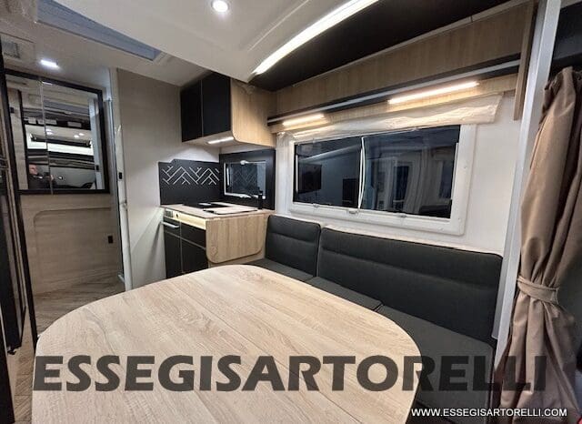 PROMO KM ZERO CHAUSSON 650 GAMMA 2024 BASCULANTE GARAGE 636 CM pieno